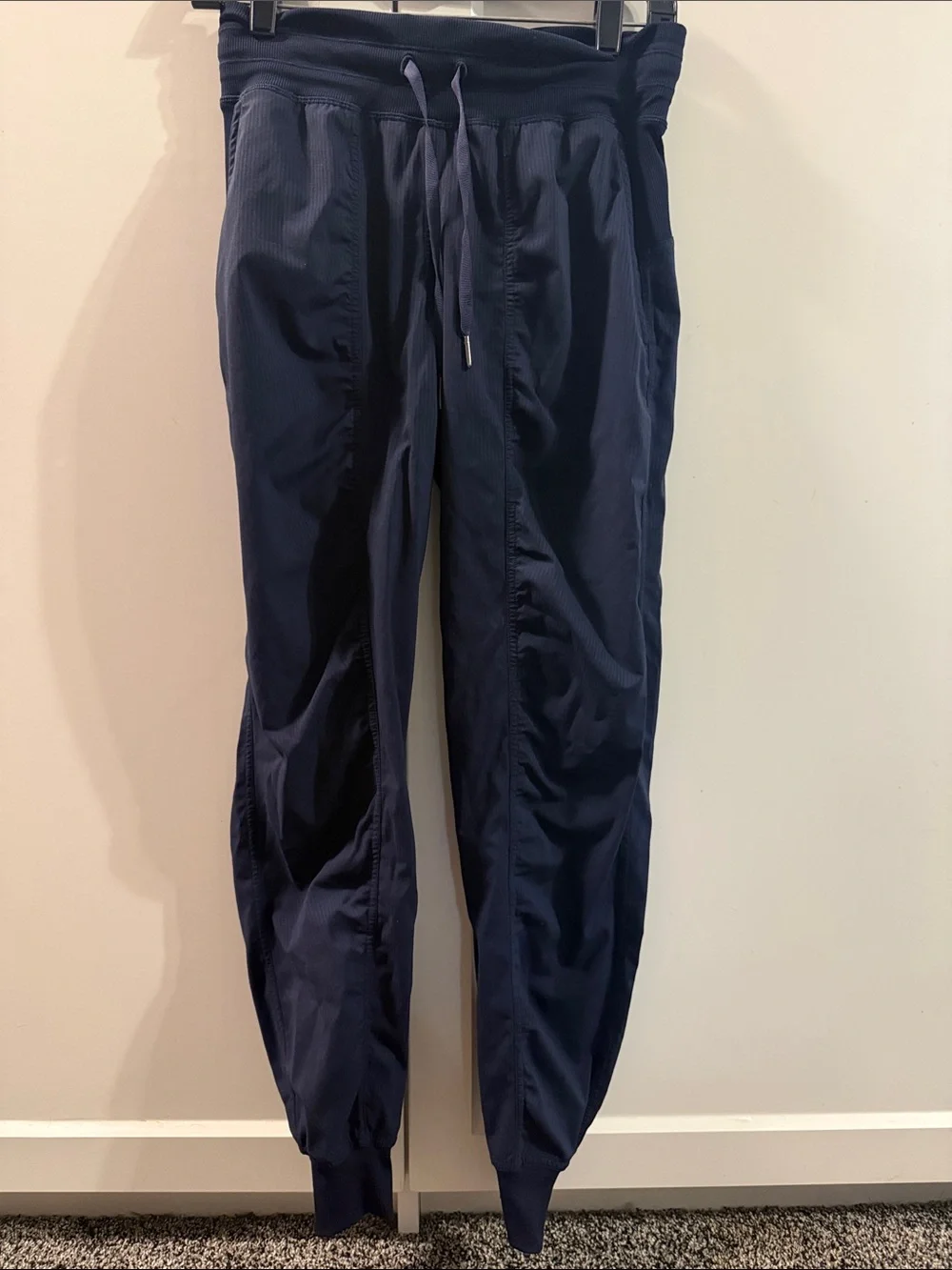 Lululemon Women’s Navy Jogger Pants Drawstring 27” Inseam No Size Tag